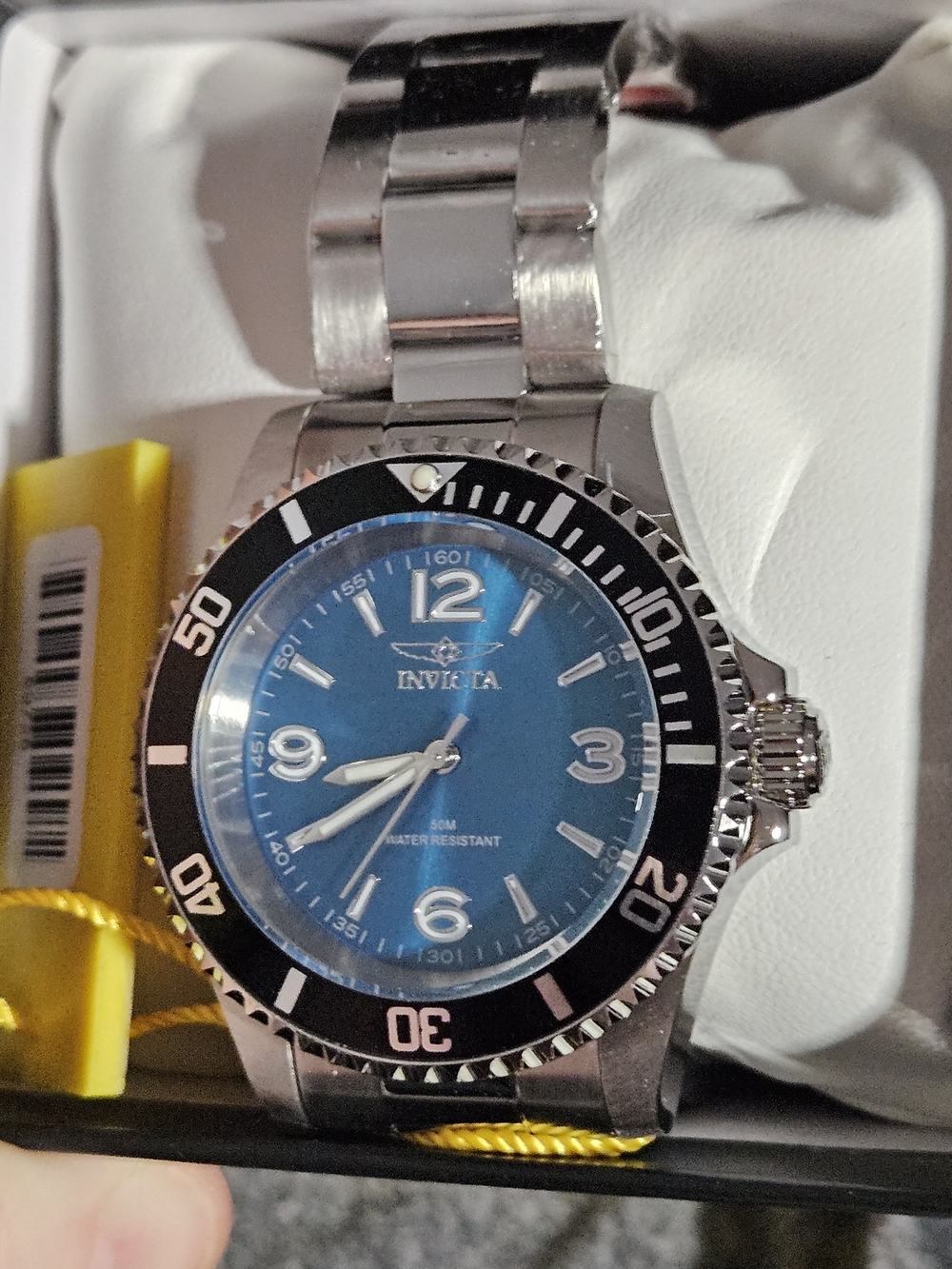 Invicta Stainless Steel Dive Watch - Blue Dial - Picture 3 of 10